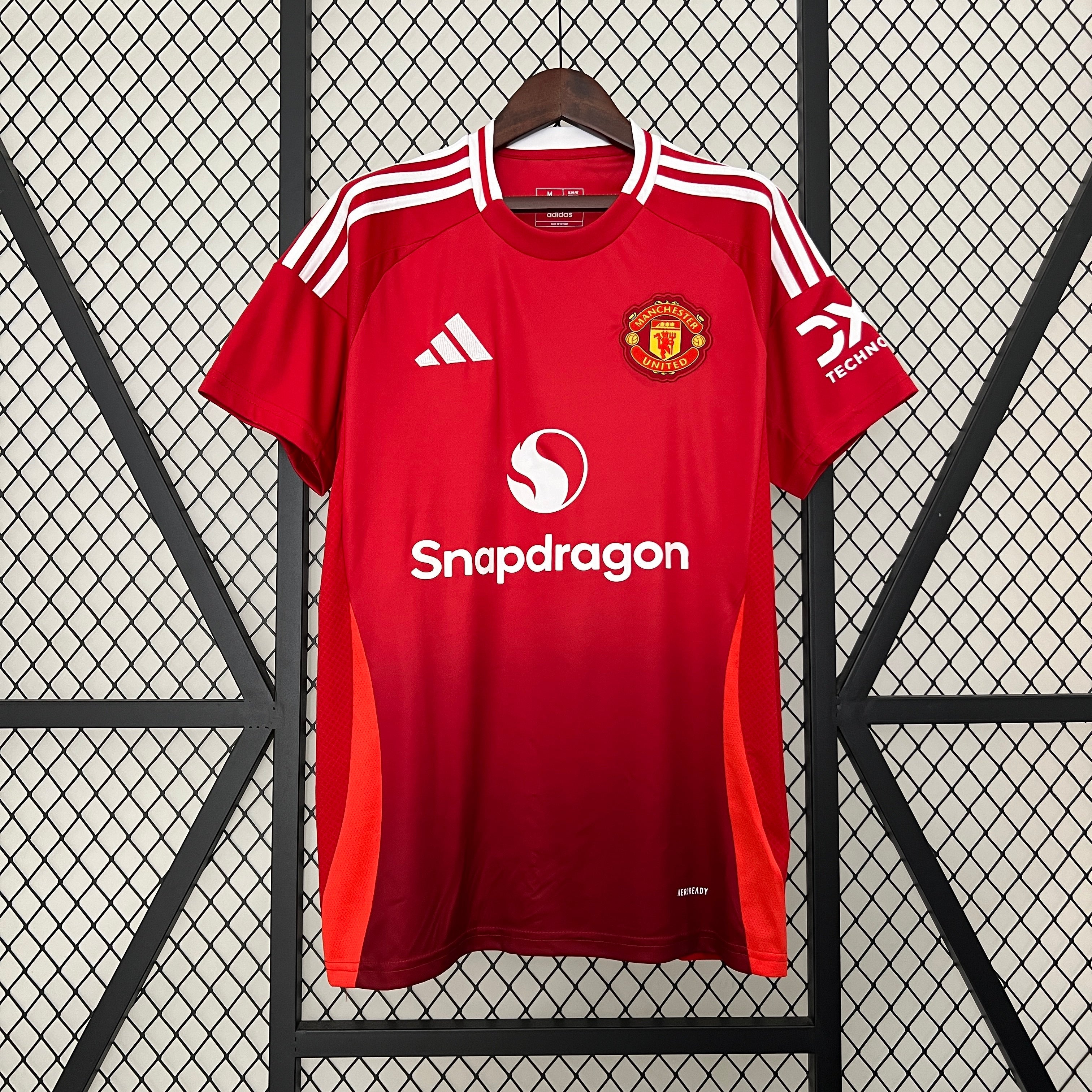 Manchester United Home 24/25 - Fan Edition