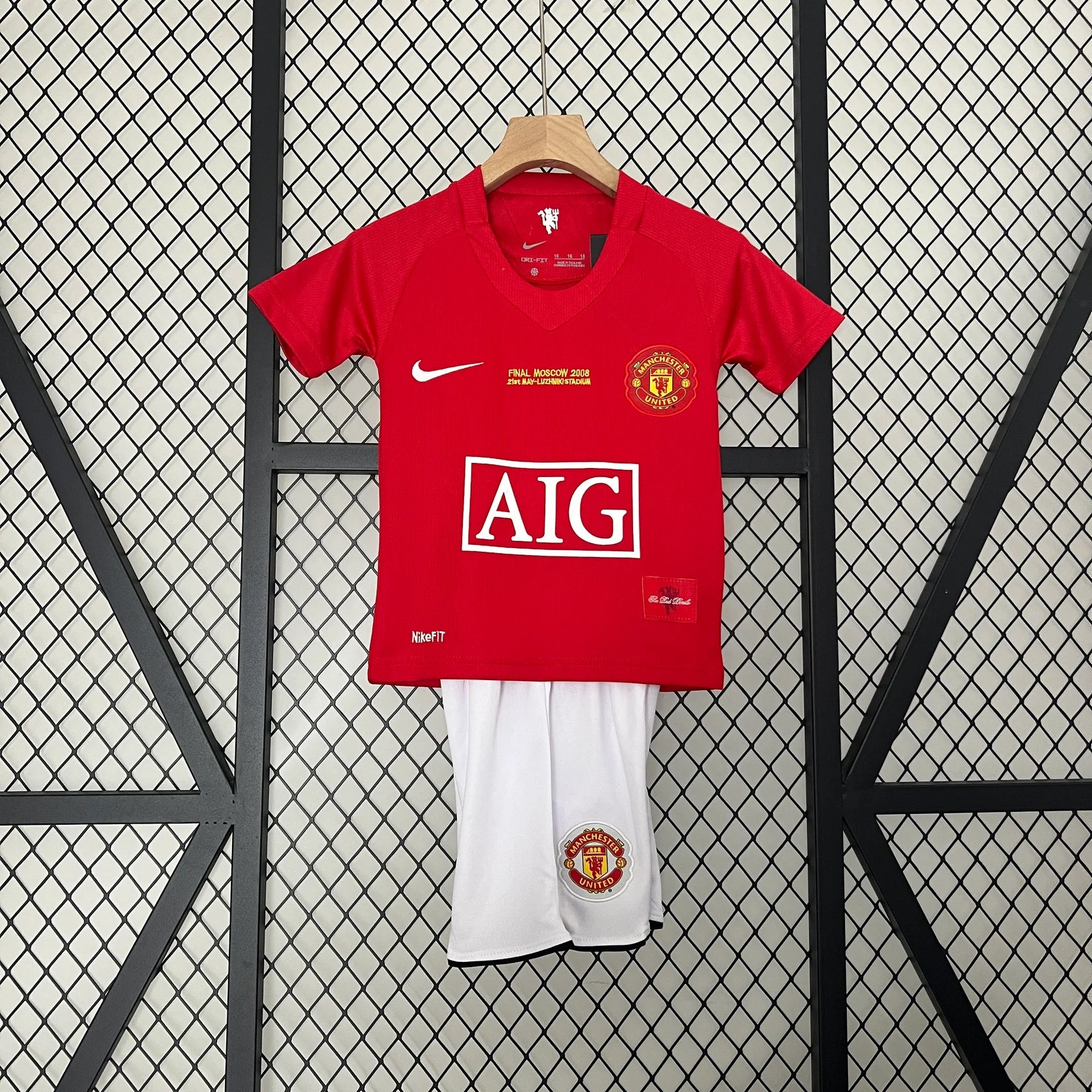 Manchester United Home 07/08 Kids Kit with Socks